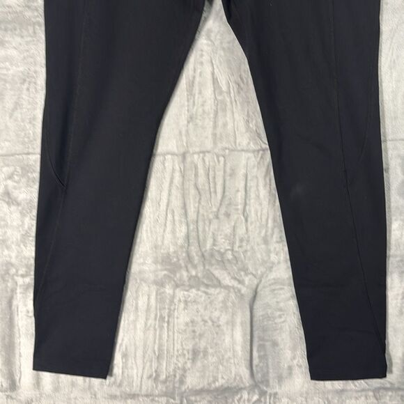 NWT New Gradual Black Leggings with pockets Size Large - Picture 4 of 10